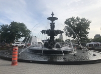 Vista Chafariz Praça Quebec Canadá